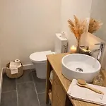 Havre De Paix Lumineux Et Cosy Au Calme Proche Du Centre Avec Tv Et Wifi Apartment La Rochelle (Charente-Maritime)